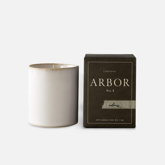 Convivial Oakmoss Candle Featured